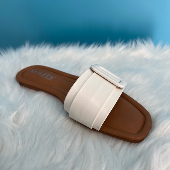 White Sandals with Textured Strap and Tan Footbed - Picture 7 of 11